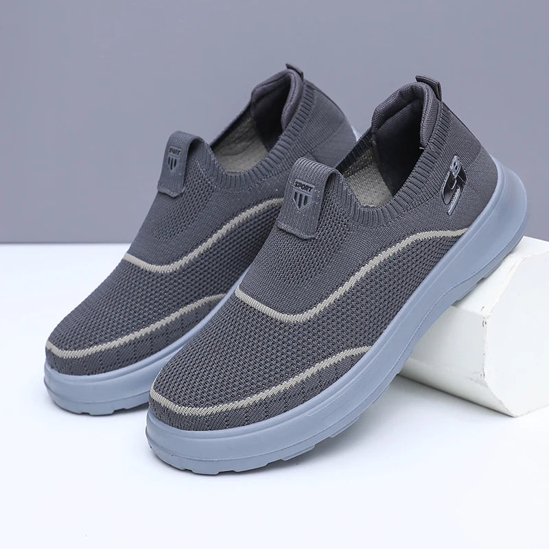 sports leisure  lightweight breathable shoes For Men (free shipping)