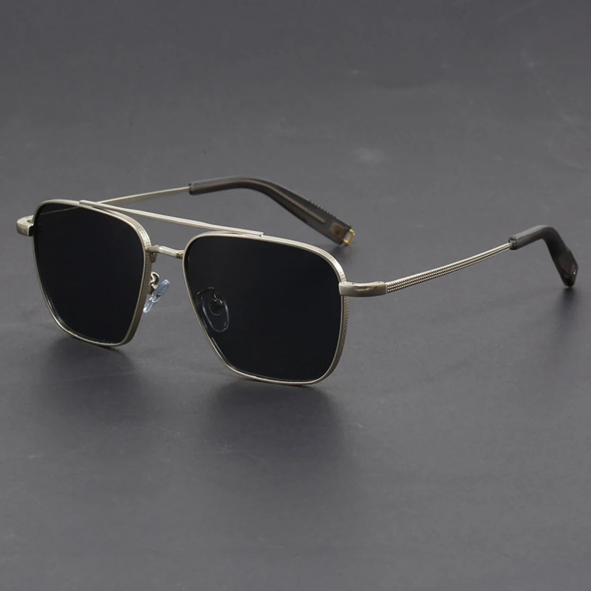 Men's Retro Sunglasses With  High Quality Metal Frame