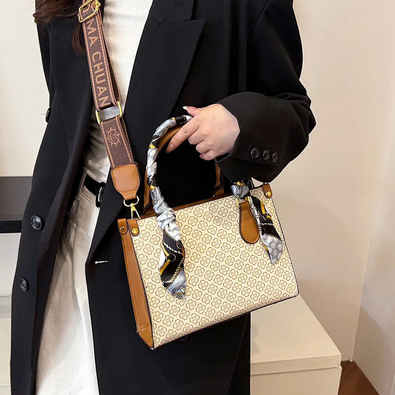 Shoulder Bags for Women - Stylish Crossbody Purse & Chic Tote