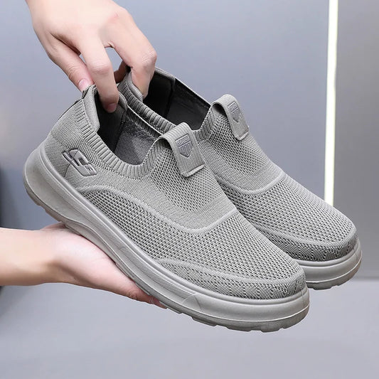 sports leisure  lightweight breathable shoes For Men (free shipping)