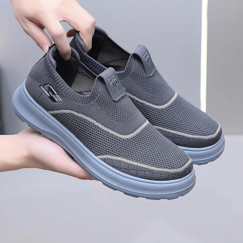 sports leisure  lightweight breathable shoes For Men (free shipping)