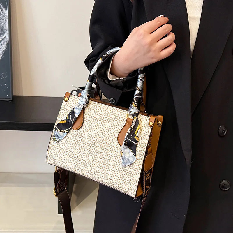 Shoulder Bags for Women - Stylish Crossbody Purse & Chic Tote