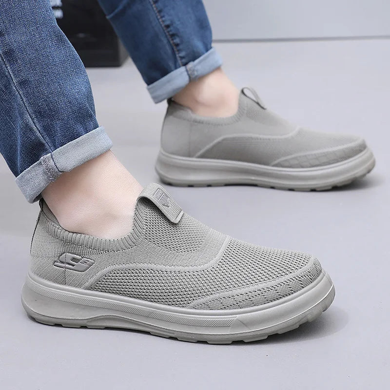 sports leisure  lightweight breathable shoes For Men (free shipping)