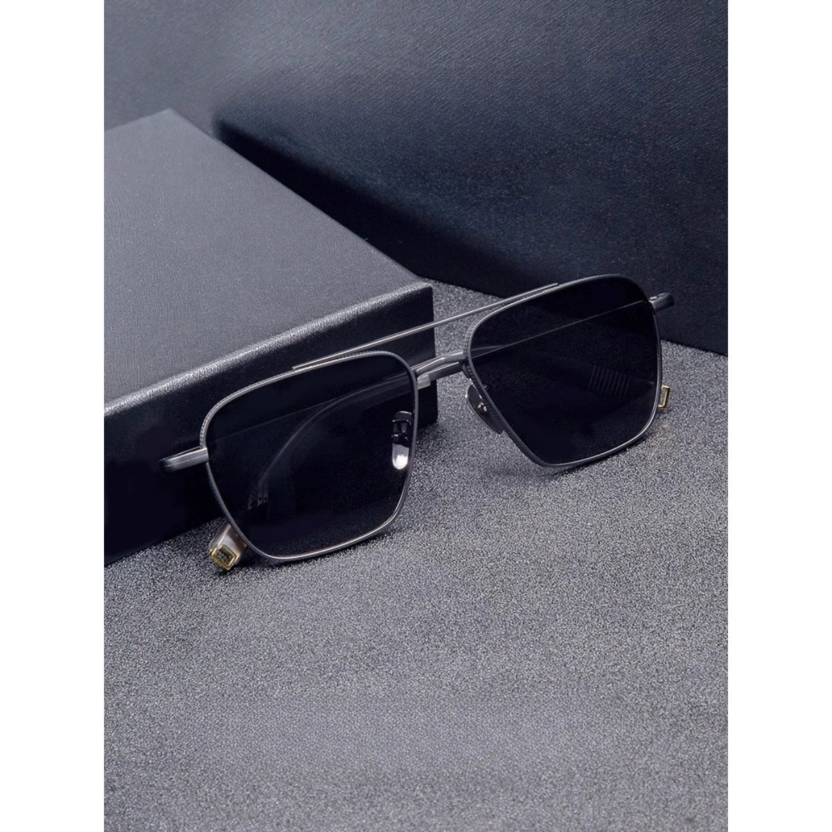 Men's Retro Sunglasses With  High Quality Metal Frame